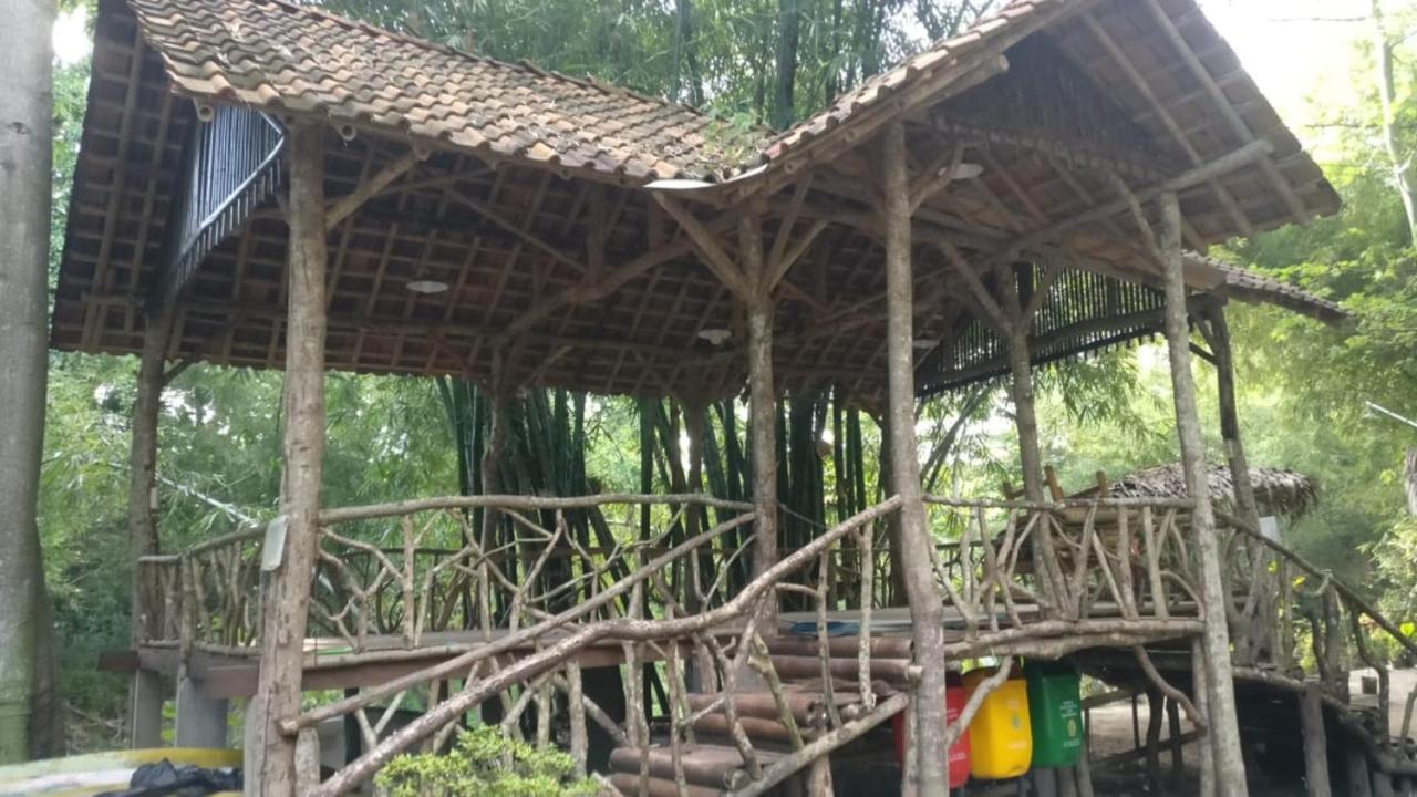 Gerbang Banyu Langit Cottage Bantul Ngoại thất bức ảnh