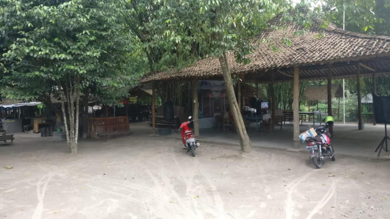 Gerbang Banyu Langit Cottage Bantul Ngoại thất bức ảnh