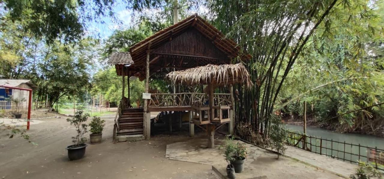 Gerbang Banyu Langit Cottage Bantul Ngoại thất bức ảnh